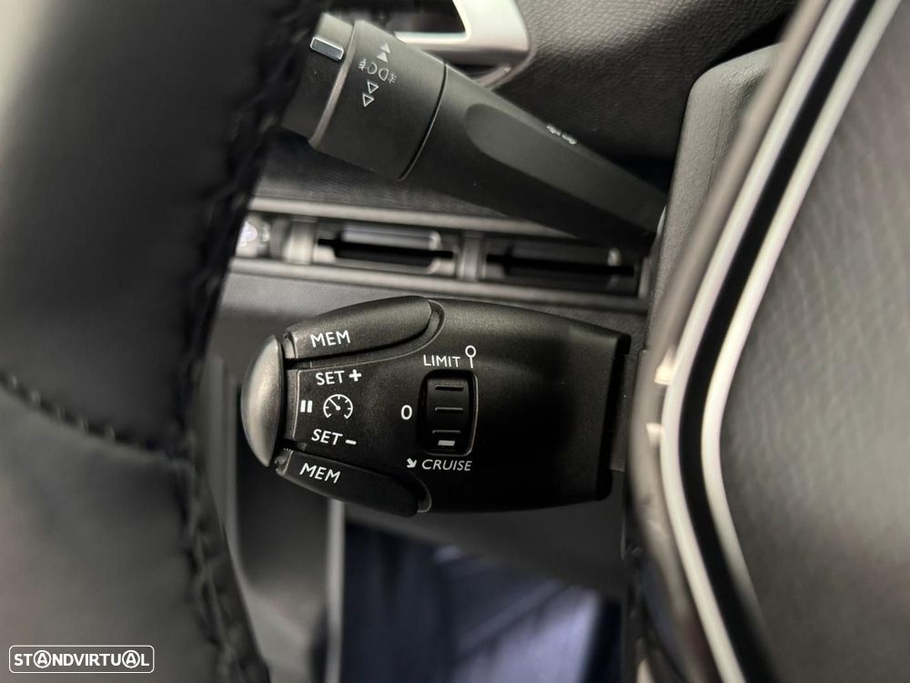 Peugeot 3008 1.5 BlueHDi Allure - 22