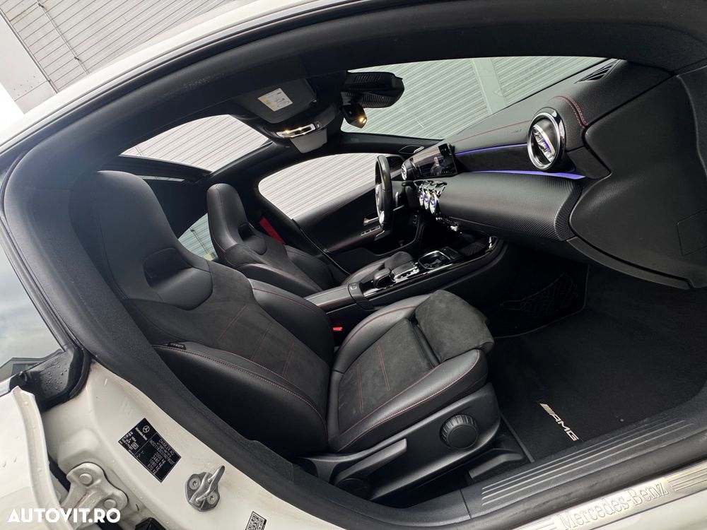 Mercedes-Benz CLA - 5