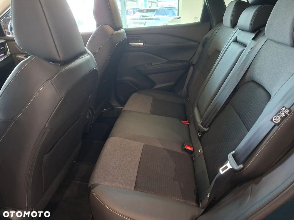 Nissan Qashqai 1.3 DIG-T MHEV N-Connecta Xtronic - 11