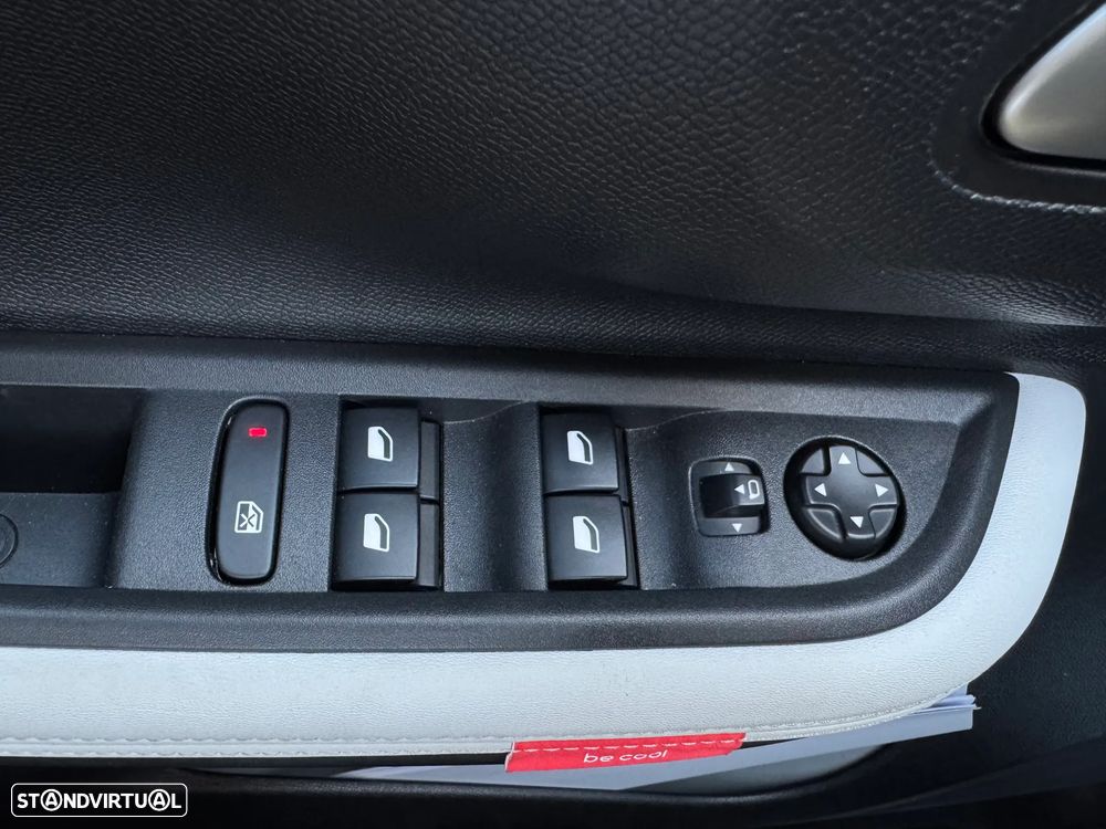 Citroën e-C3 44 kWh Autonomia Conforto Max - 10
