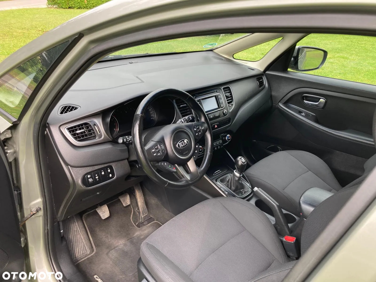 Kia Carens 1.6 GDI Edition 7 - 19