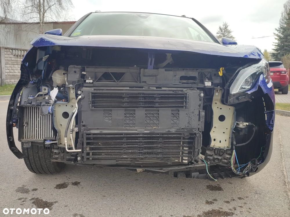 Peugeot 3008 BlueHDi 130 Stop & Start EAT8 Allure Pack - 13