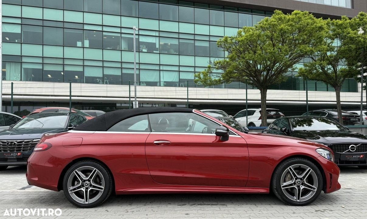 Mercedes-Benz C 220 d Cabrio 4MATIC Aut. - 3