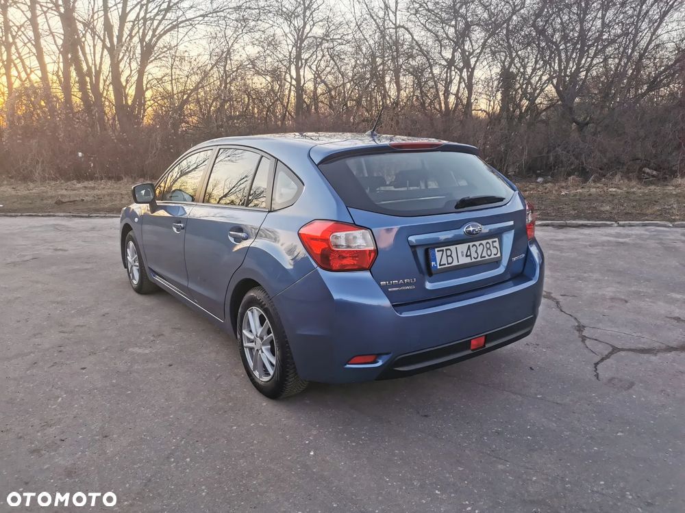Subaru Impreza - 4