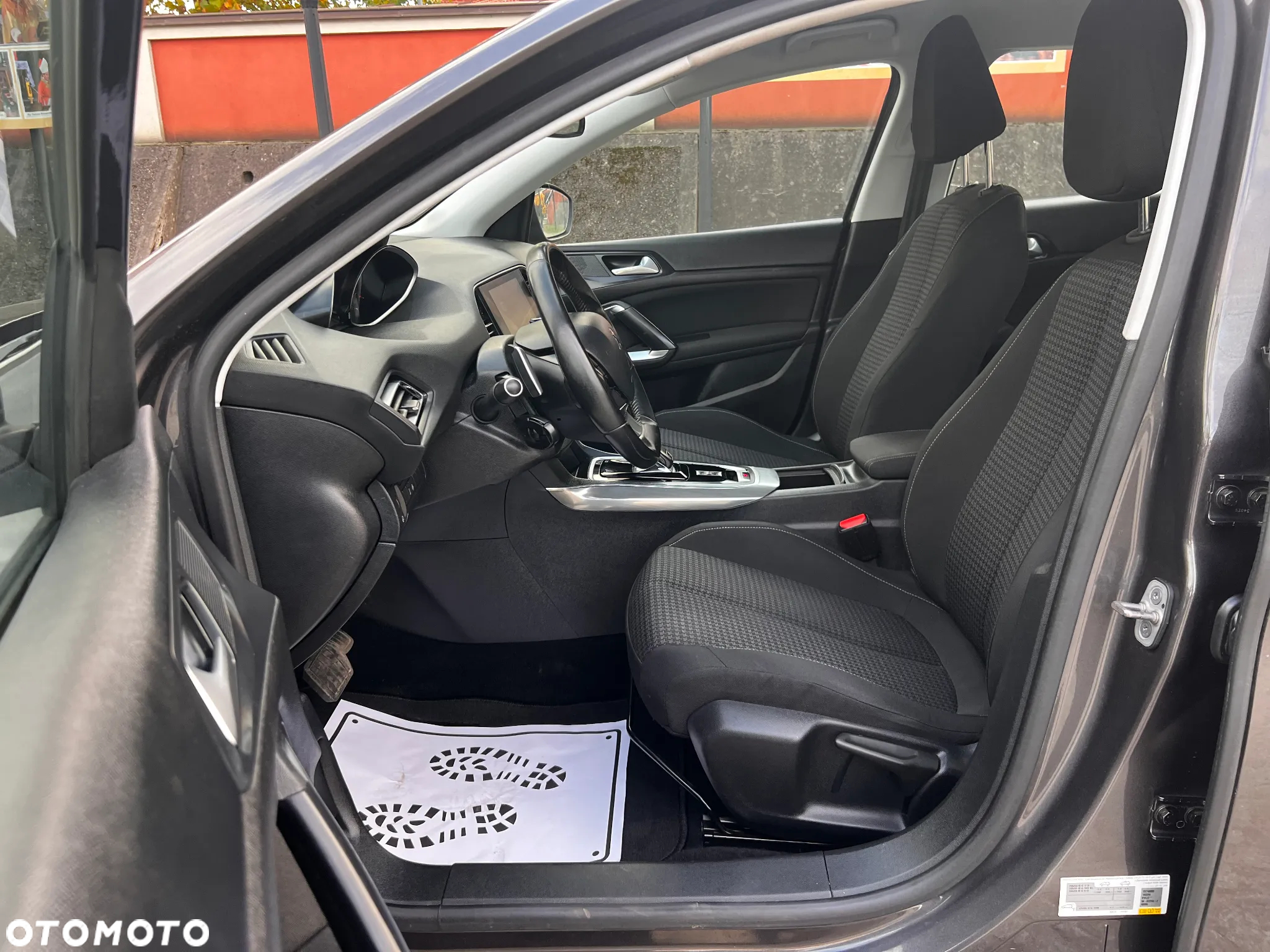 Peugeot 308 - 5