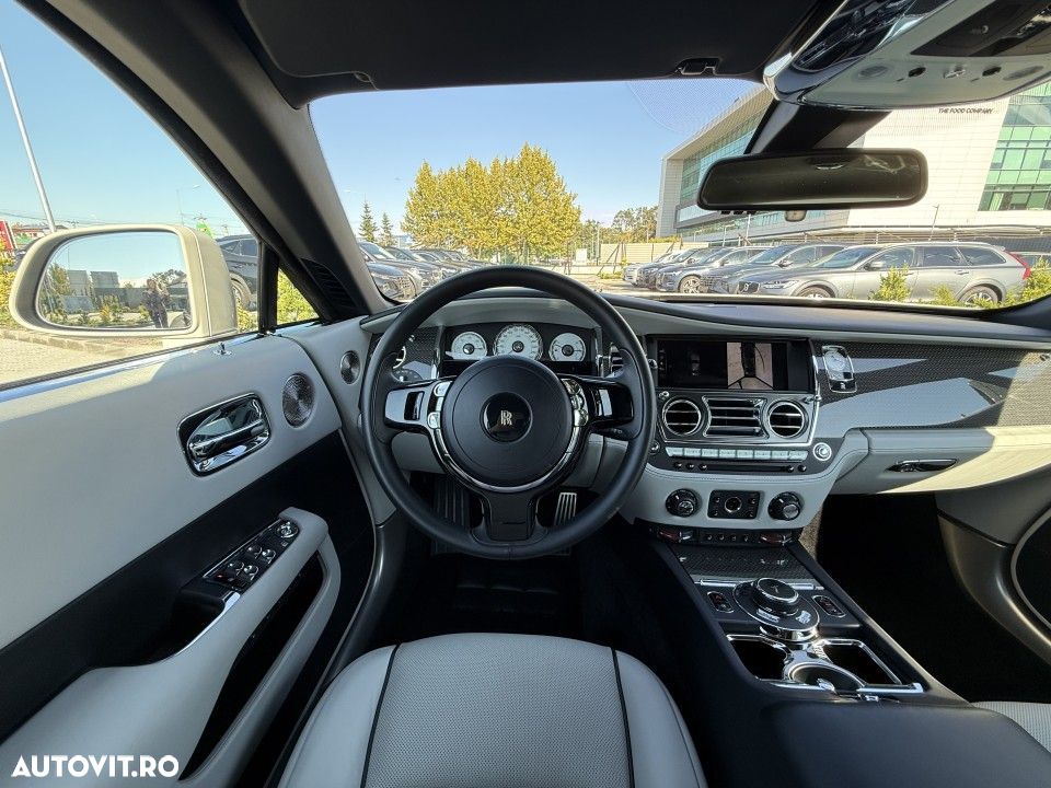 Rolls-Royce Wraith - 19