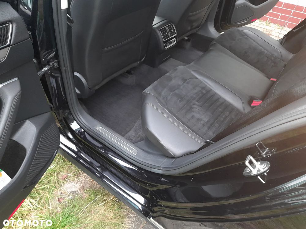 Volkswagen Passat 2.0 TDI BMT 4Mot Highline DSG - 26