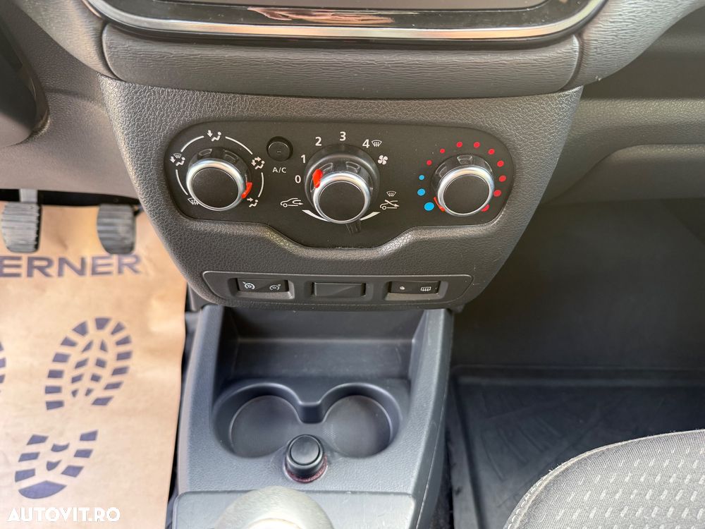 Dacia Lodgy 1.5 Blue dCi Laureate - 13