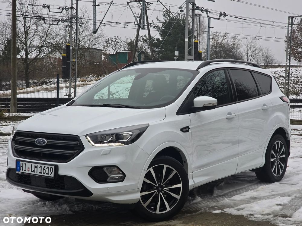 Ford Kuga 1.5 EcoBoost 2x4 ST-Line - 1