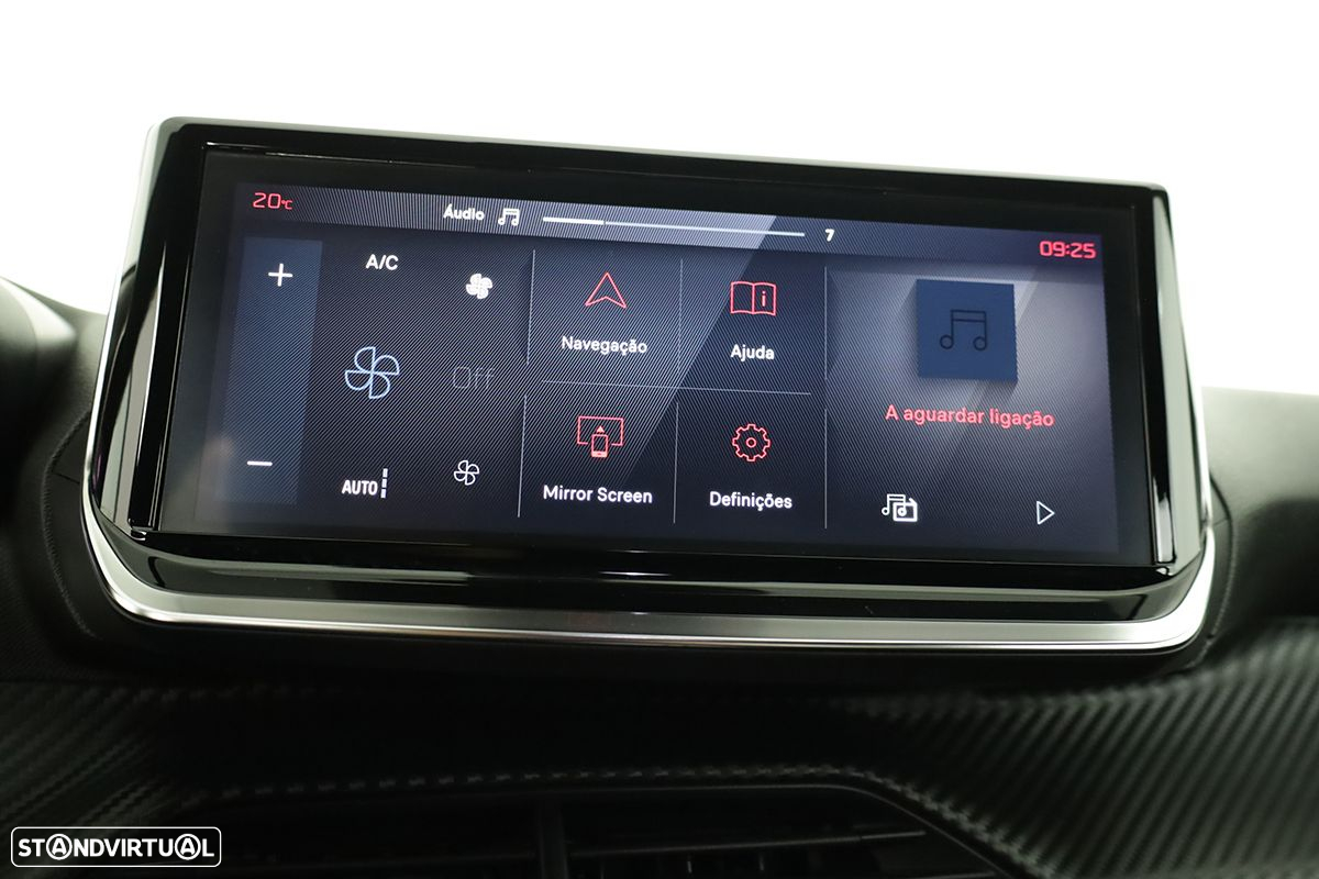 Peugeot 2008 1.2 PureTech Allure EAT8 - 9
