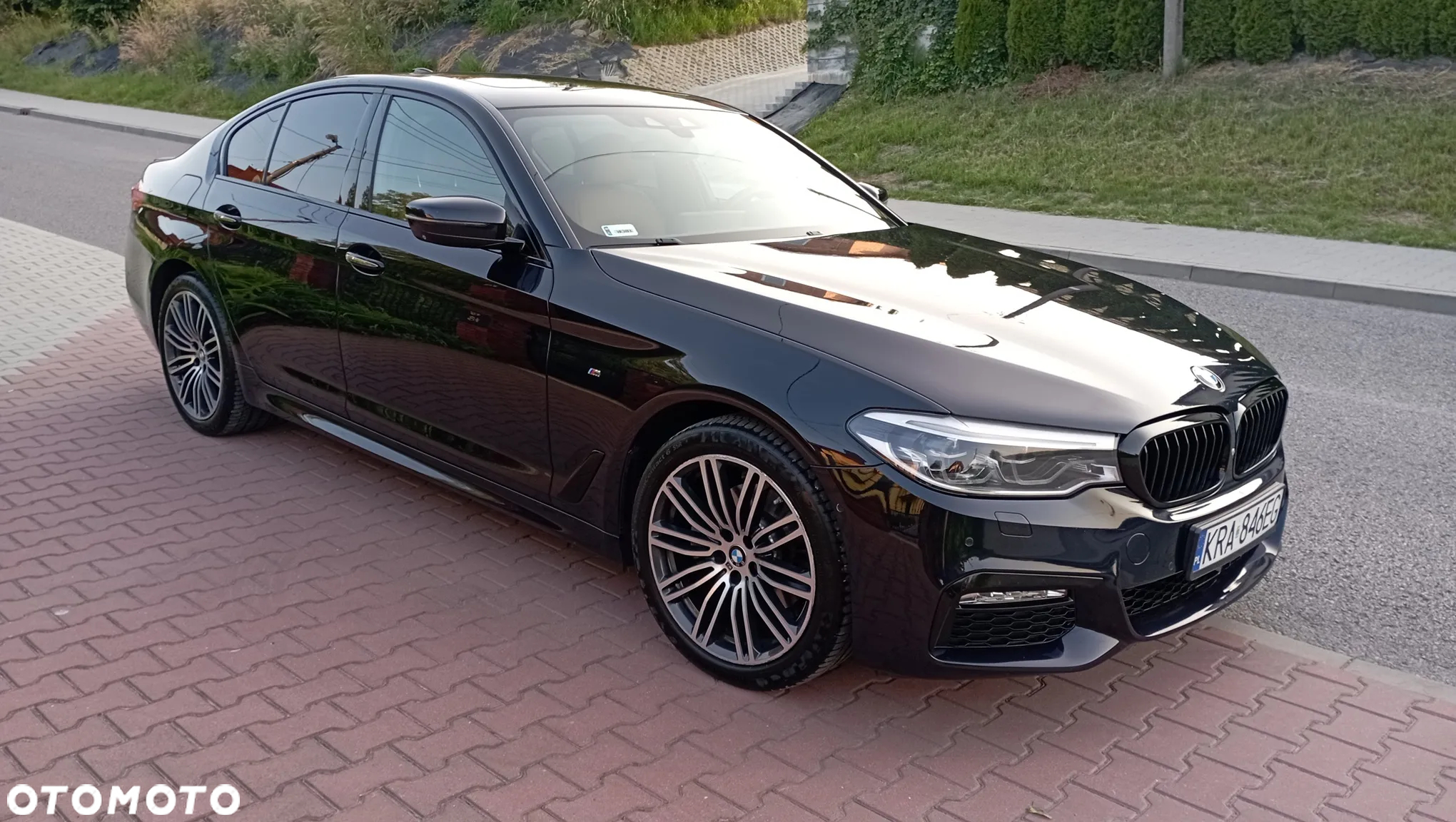 BMW Seria 5 520d xDrive M Sport sport - 2