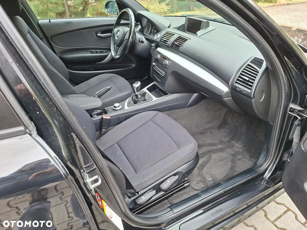 BMW Seria 1 118d DPF Edition Sport - 9