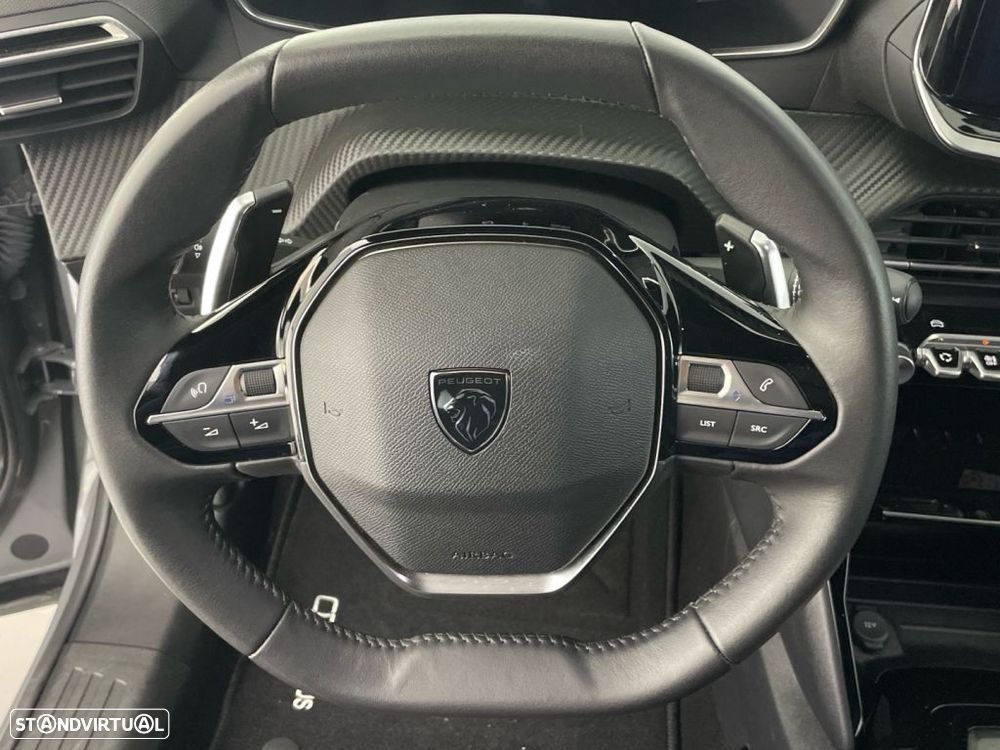 Peugeot 2008 1.2 Hybrid Allure e-DCS6 - 17