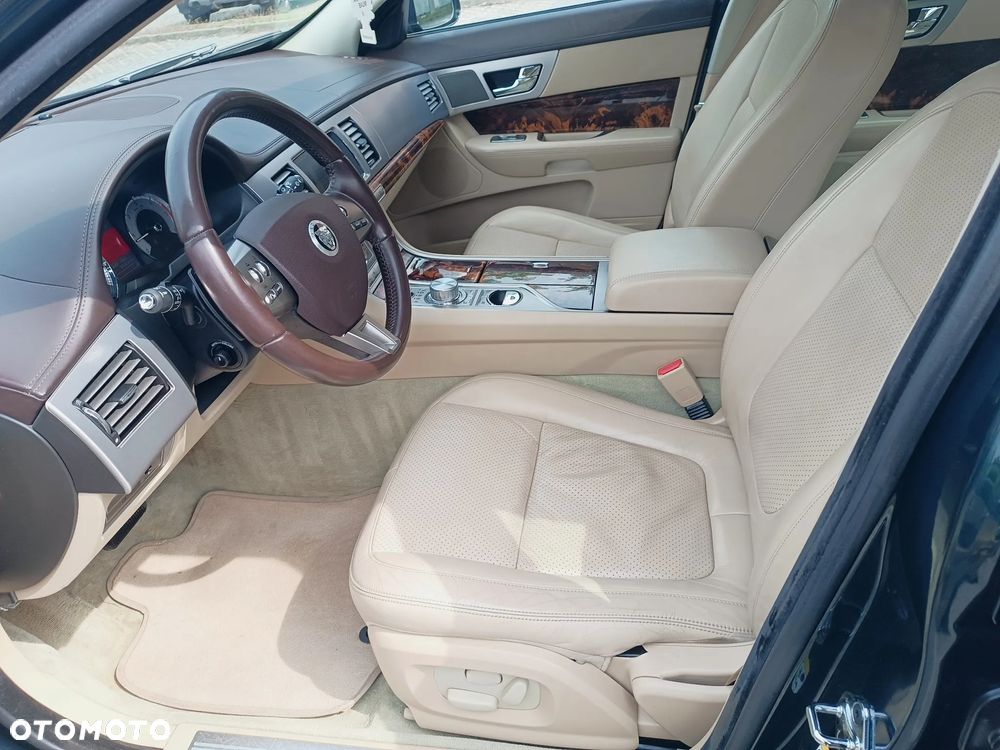 Jaguar XF 3.0 V6 S Premium Luxury - 9