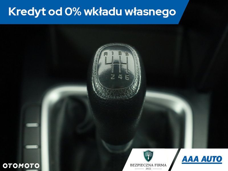 Kia Ceed - 13