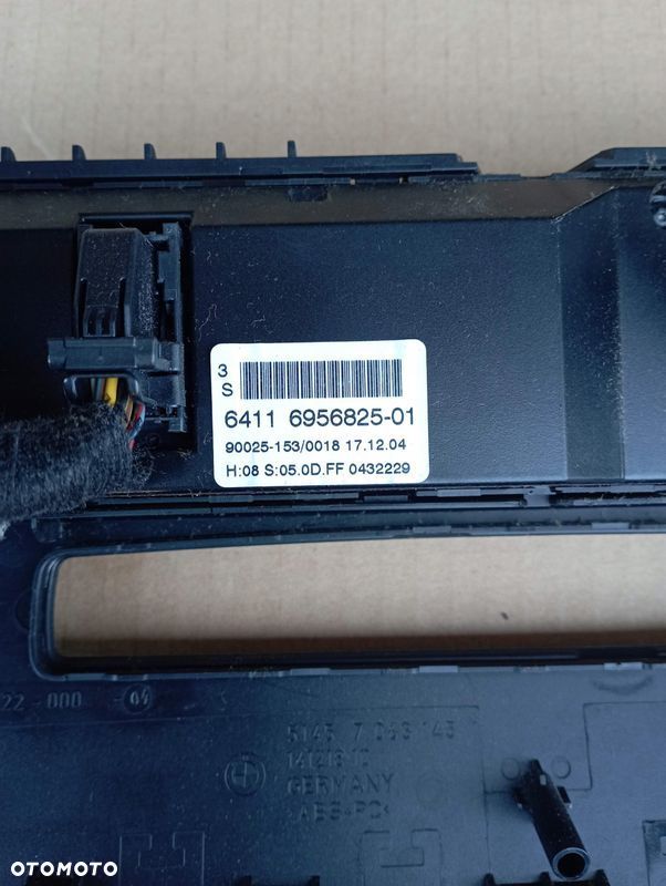 BMW E61 PANEL NAWIEWU 6956825 - 3