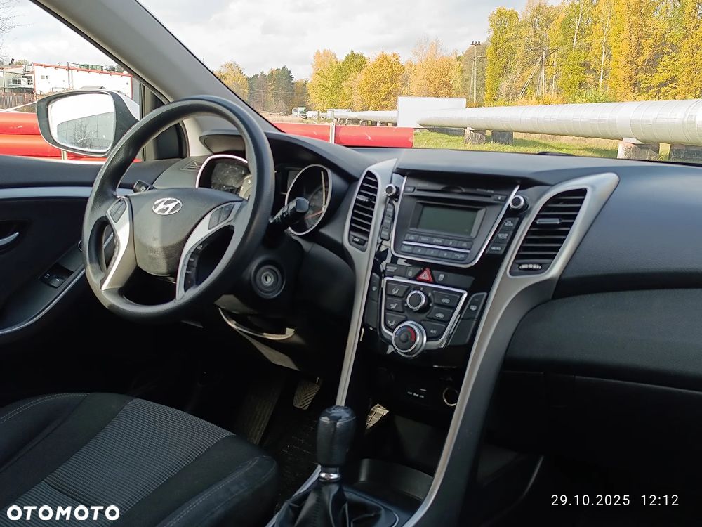 Hyundai i30 1.6 Classic + - 5