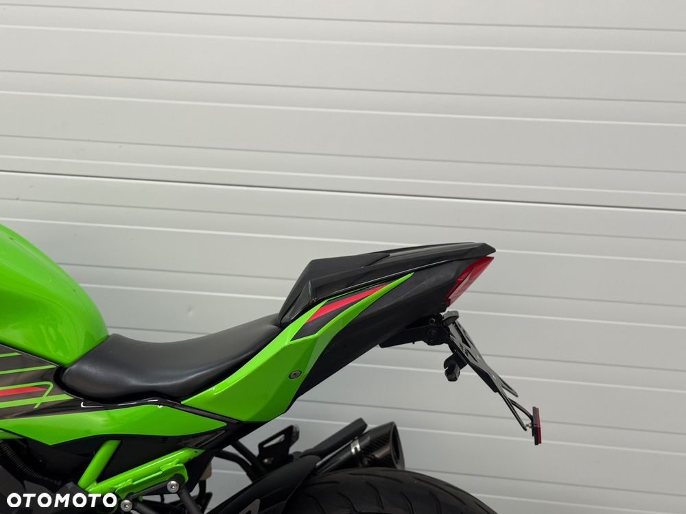 Kawasaki Ninja - 16