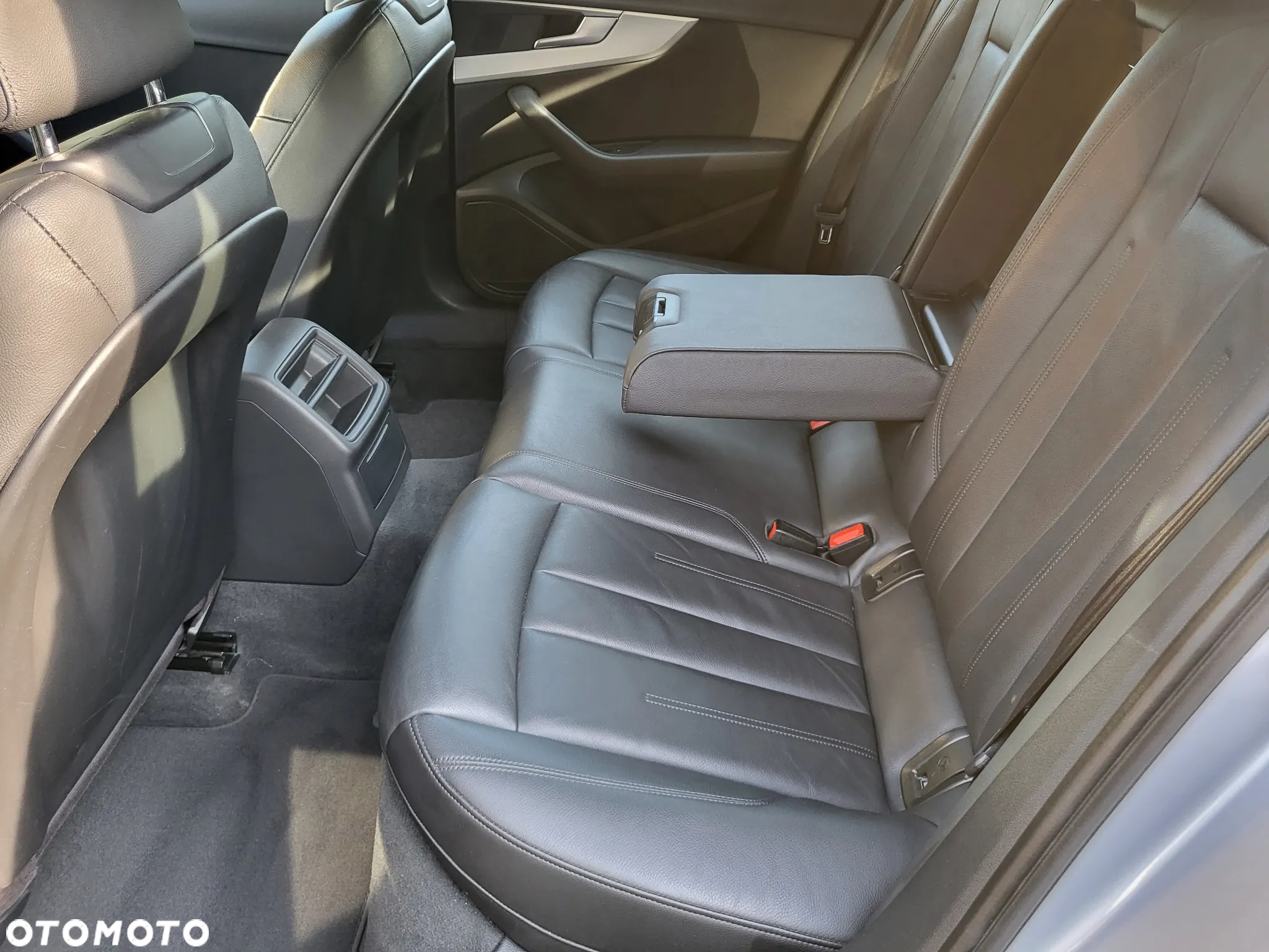 Audi A4 40 TFSI S tronic - 26