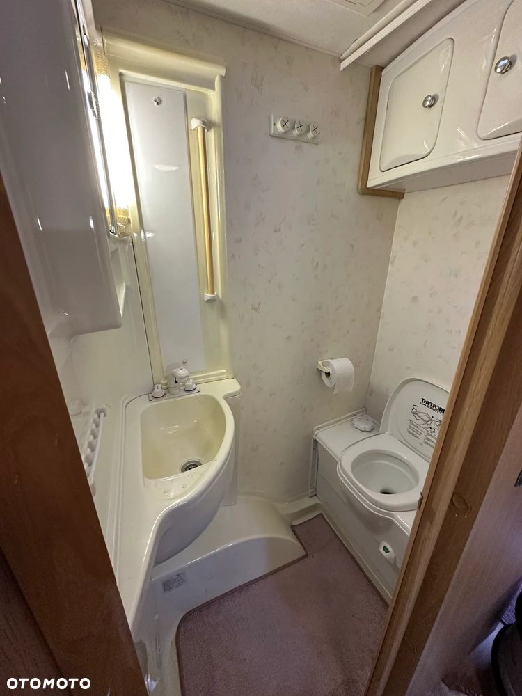 Elddis Tobago - 13