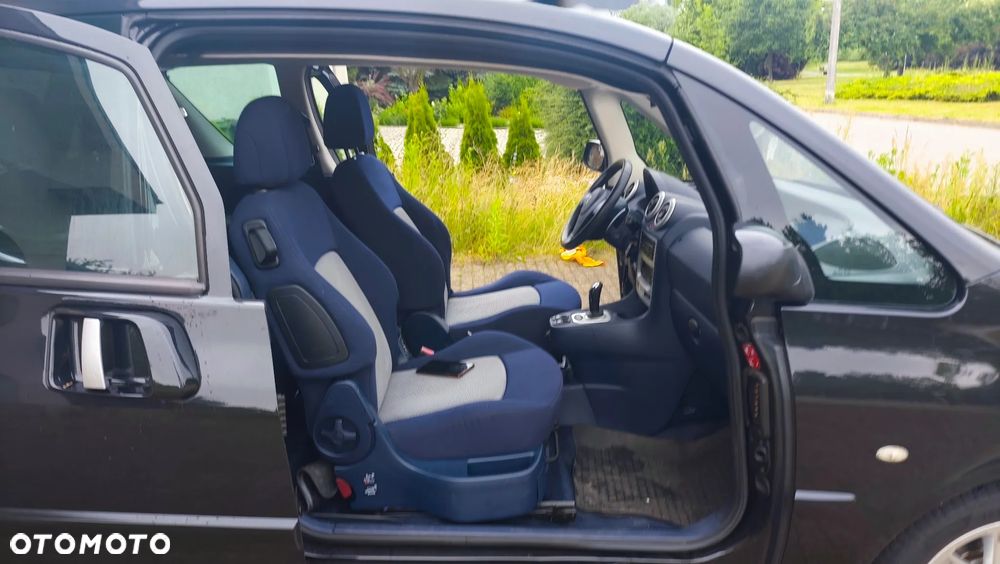 Peugeot 1007 1.6 Sporty 2-Tronic - 28