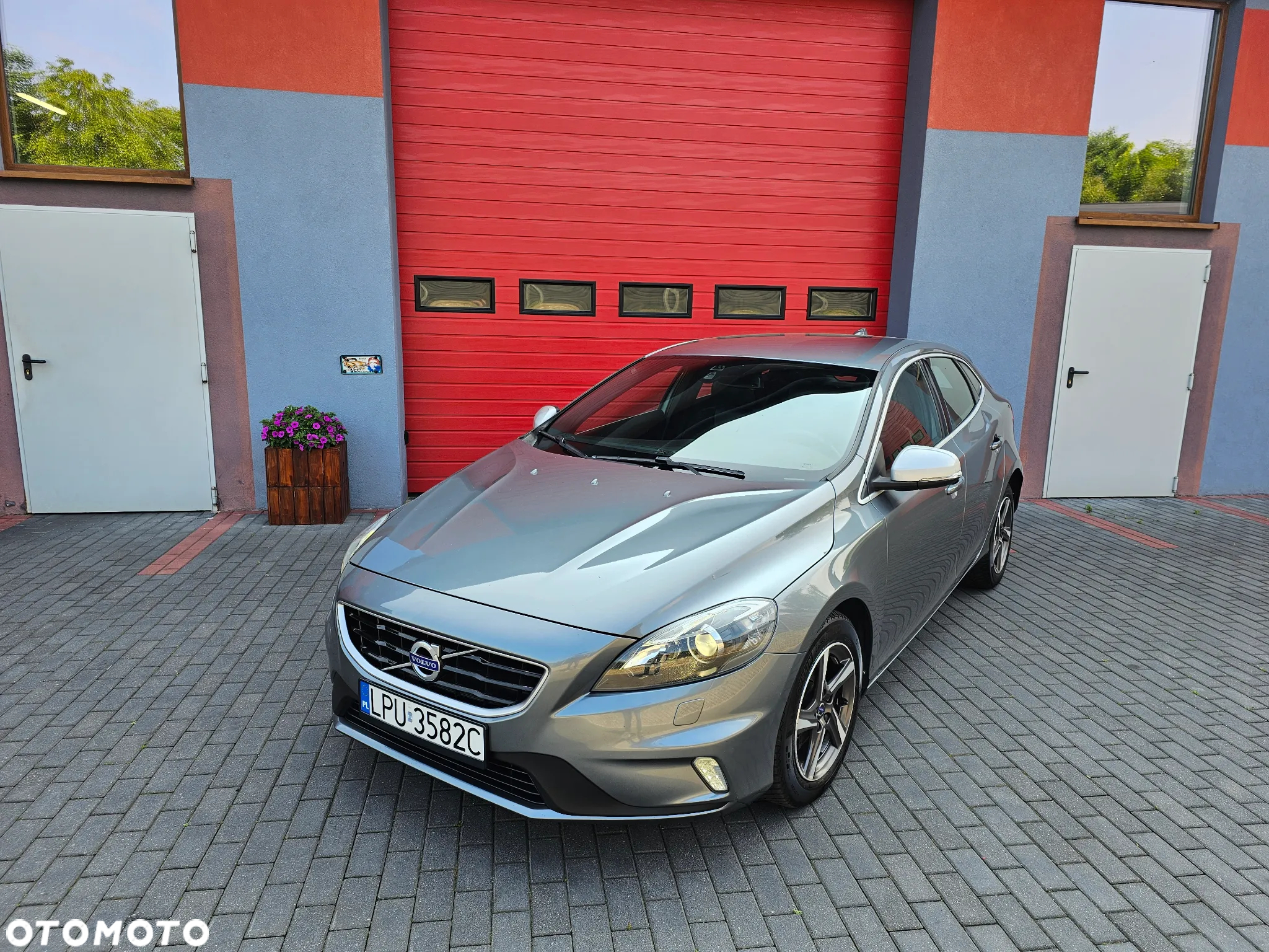 Volvo V40 D2 RDesign - 14