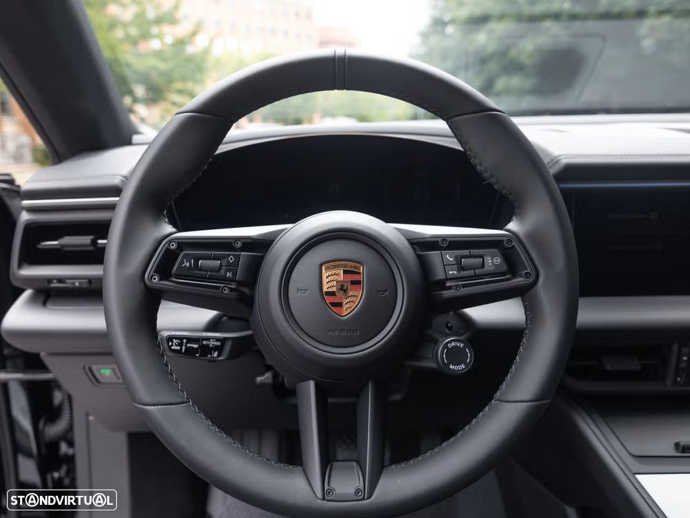 Porsche Macan Electric - 21