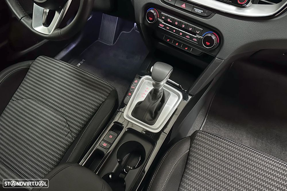 Kia XCeed 1.6 GDi PHEV Drive - 38