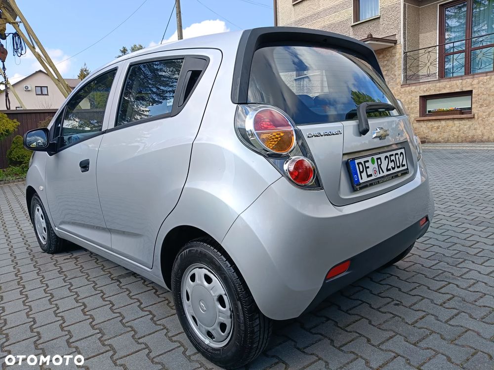 Chevrolet Spark 1.0 LT - 19