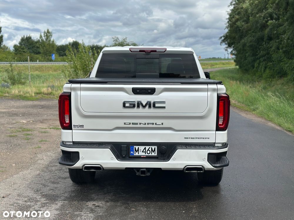 GMC Sierra - 4