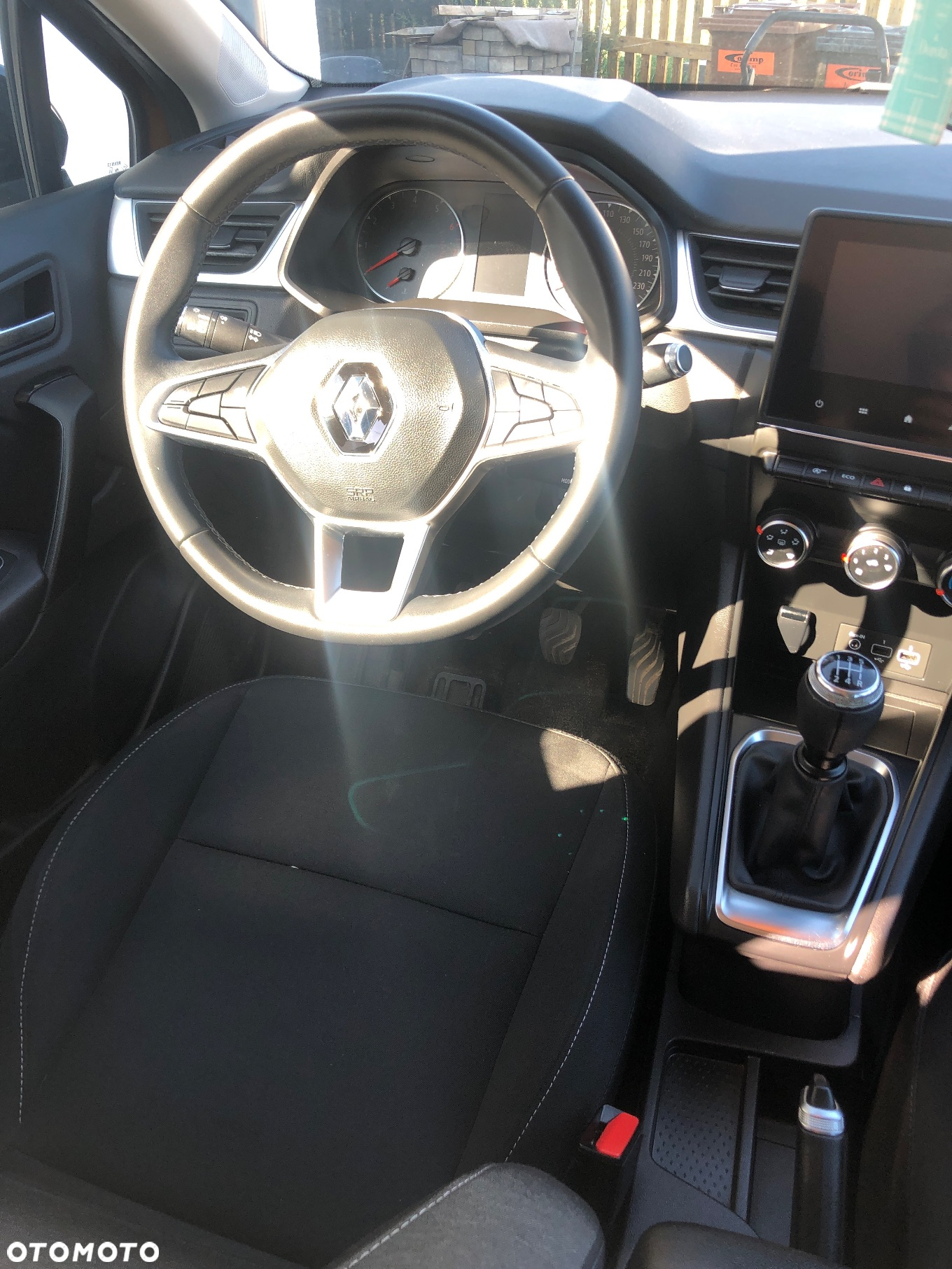 Renault Captur 1.0 TCe Zen - 8