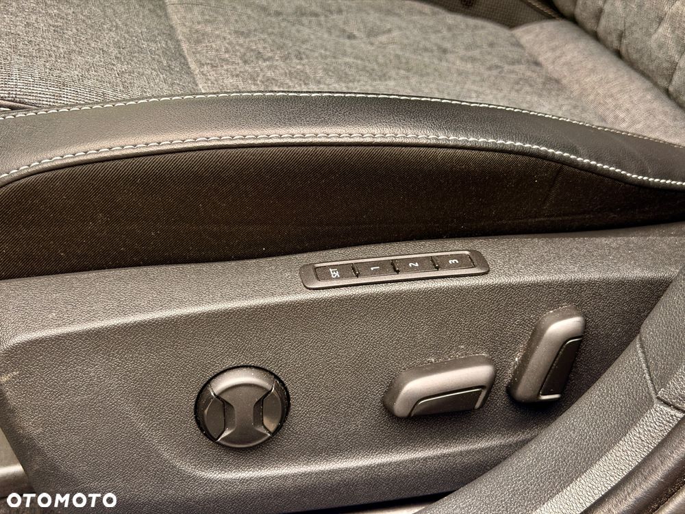 Skoda Octavia 1.5 TSI mHEV Sportline DSG - 14