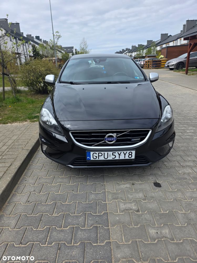 Volvo V40 D4 RDesign - 2