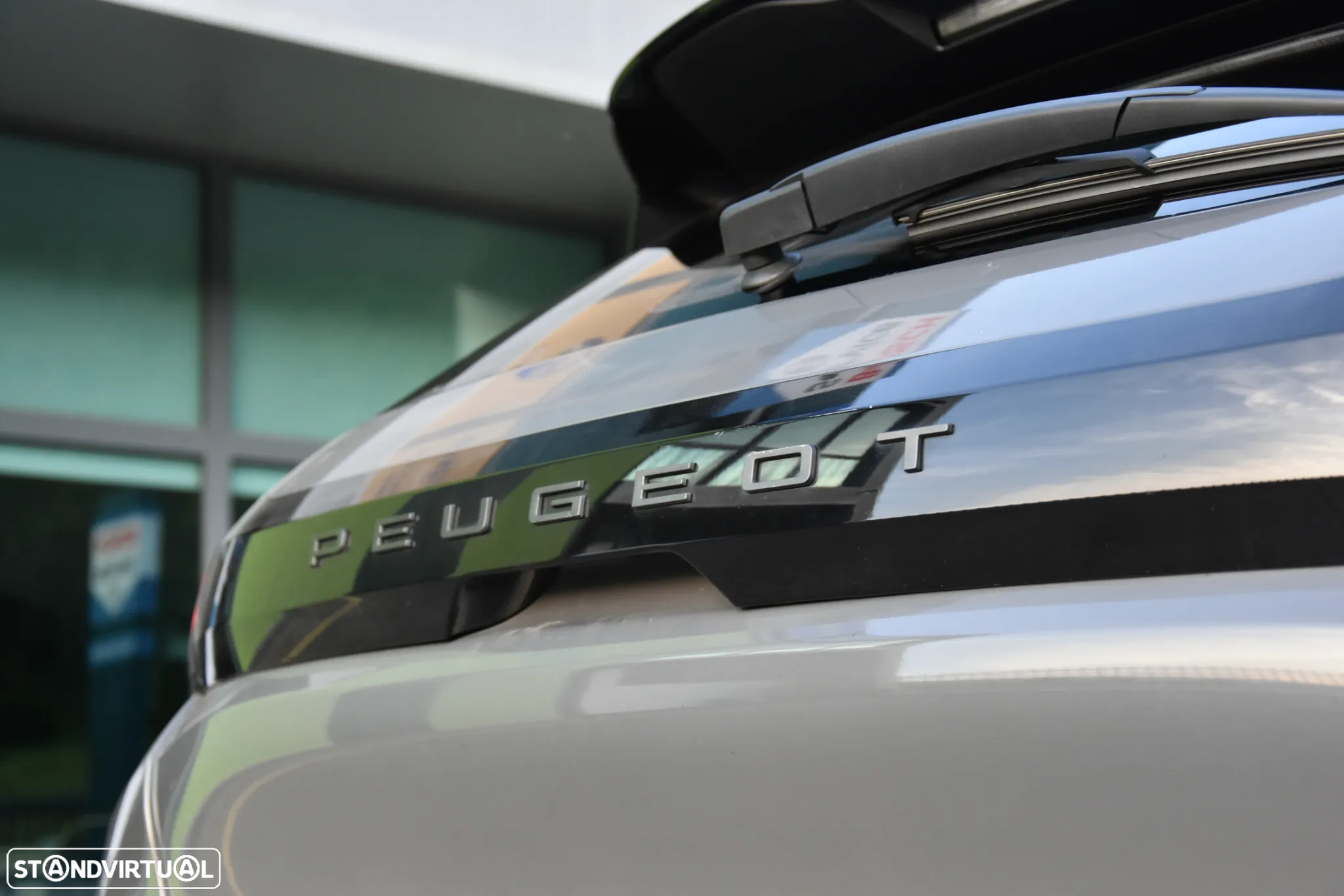 Peugeot 208 1.2 Hybrid Allure e-DCS6 - 5