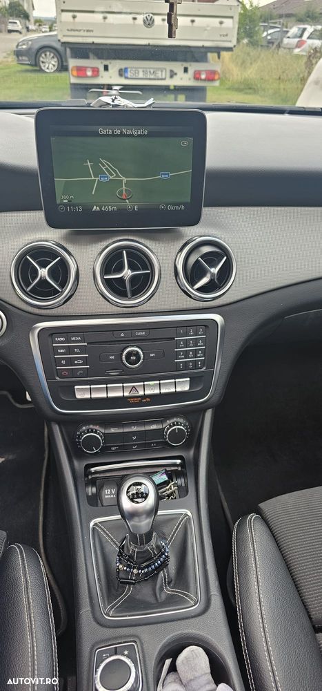 MERCEDES-BENZ GLA 2018 — imagine 16