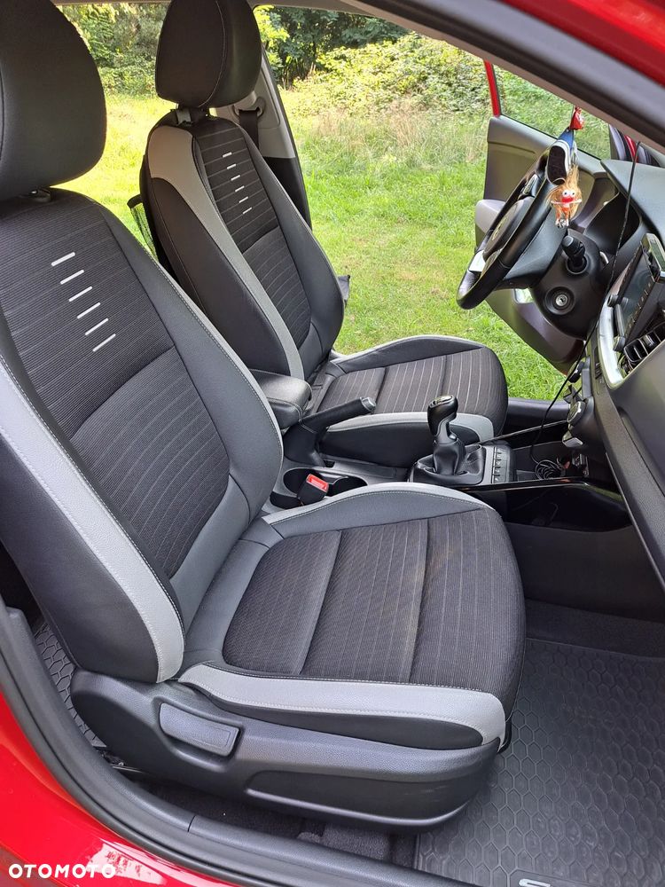 Kia Stonic 1.0 T-GDI L - 7