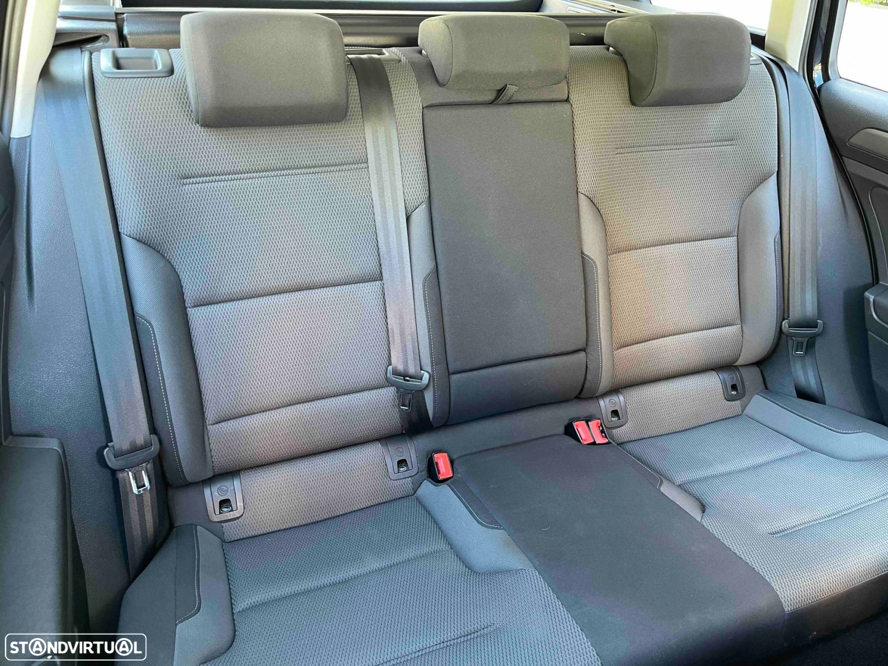 VW Golf 1.6 TDI Confortline - 56