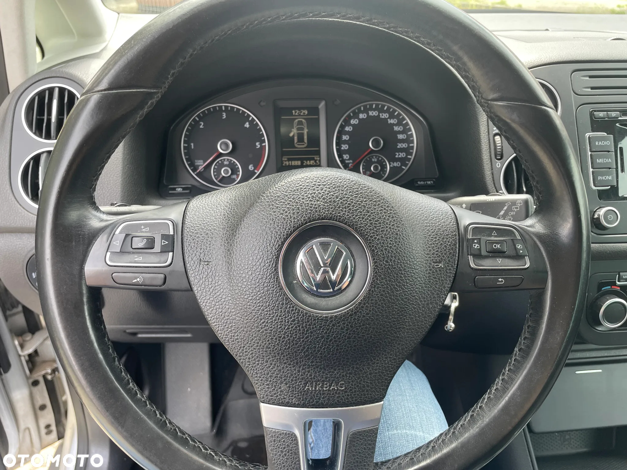 Volkswagen Golf Plus 1.6 TDI DPF Highline - 21