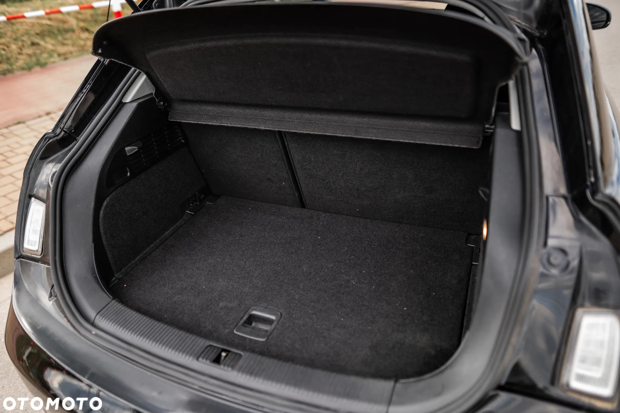 Audi A1 1.6 TDI Ambition - 16