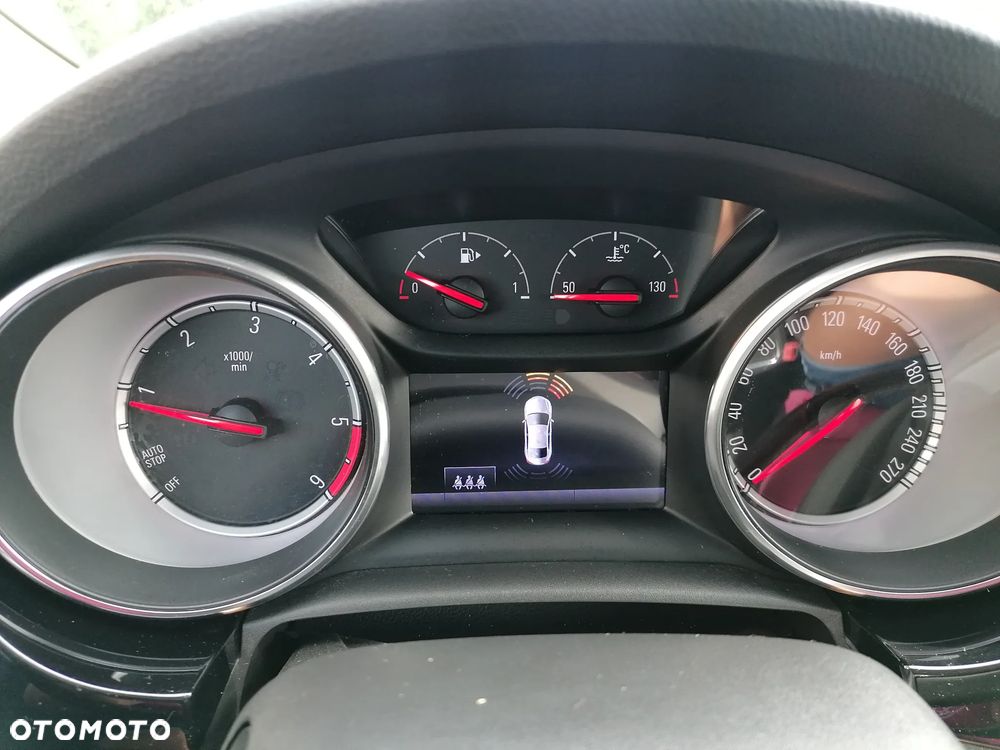 Opel Astra 1.6 CDTI Elite S&S - 28