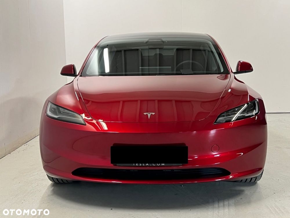 Tesla Model 3 - 13