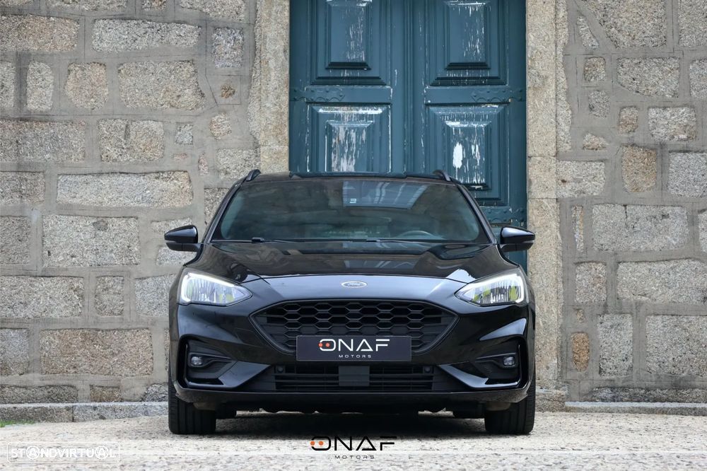 Ford Focus 1.5 EcoBoost S&S ST-LINE - 3
