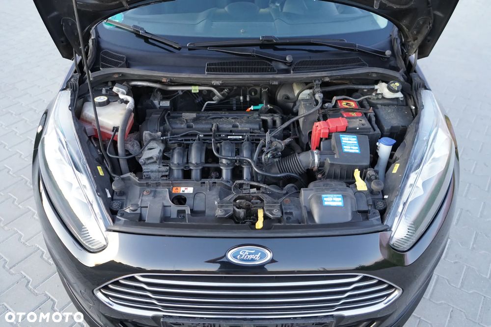 Ford Fiesta 1.25 Celebration - 24
