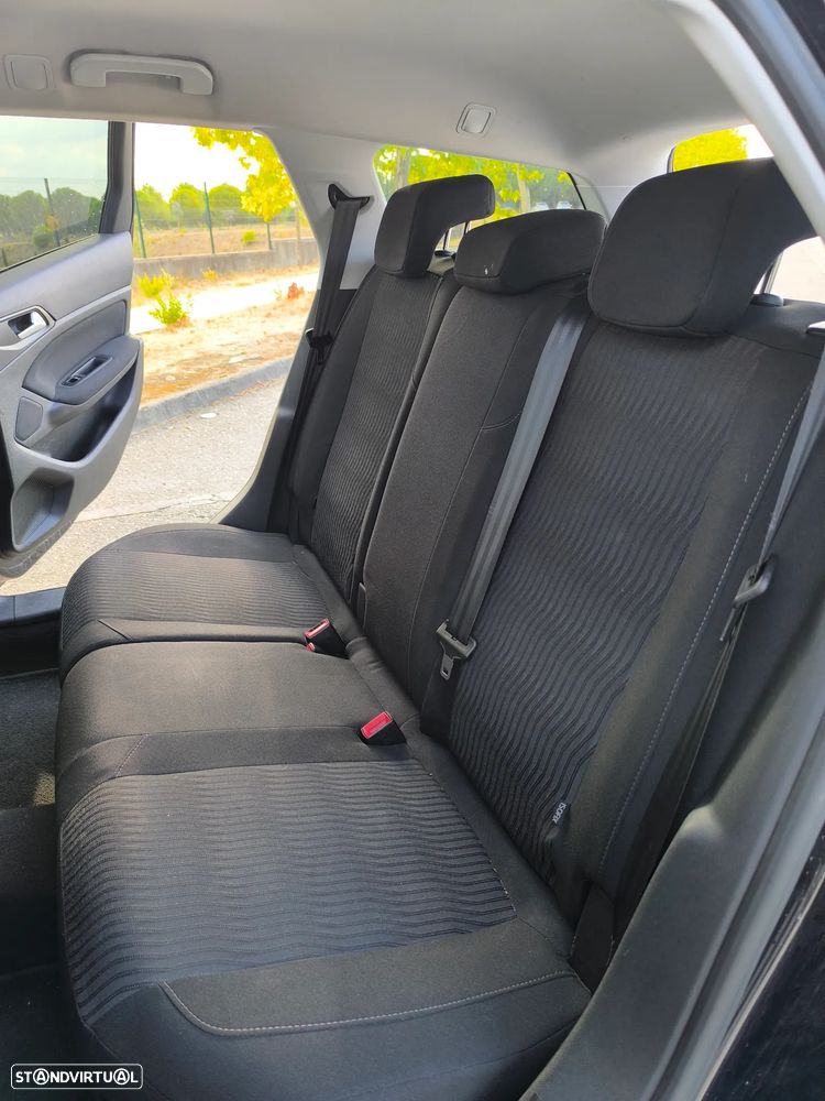 Peugeot 308 SW - 9