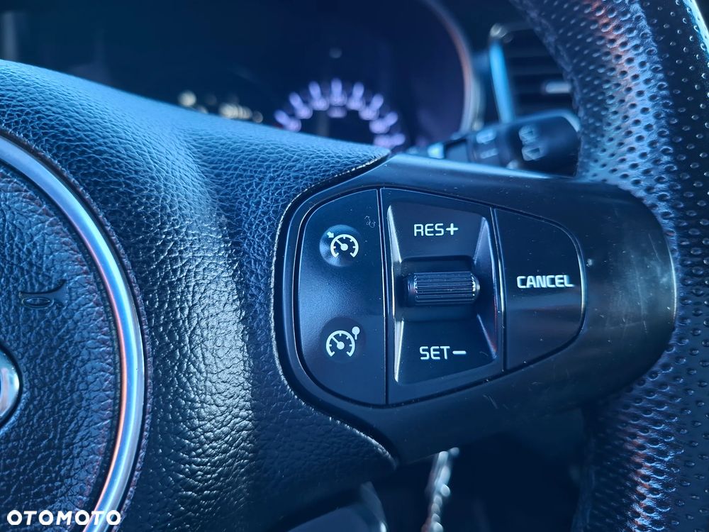 Kia Carens 1.7 CRDi XL - 20