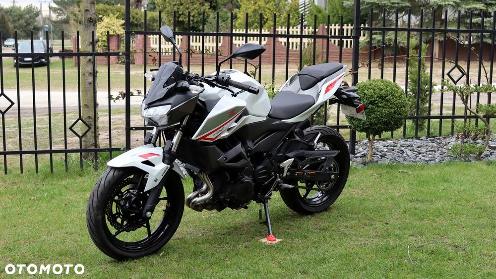 Kawasaki Z - 7