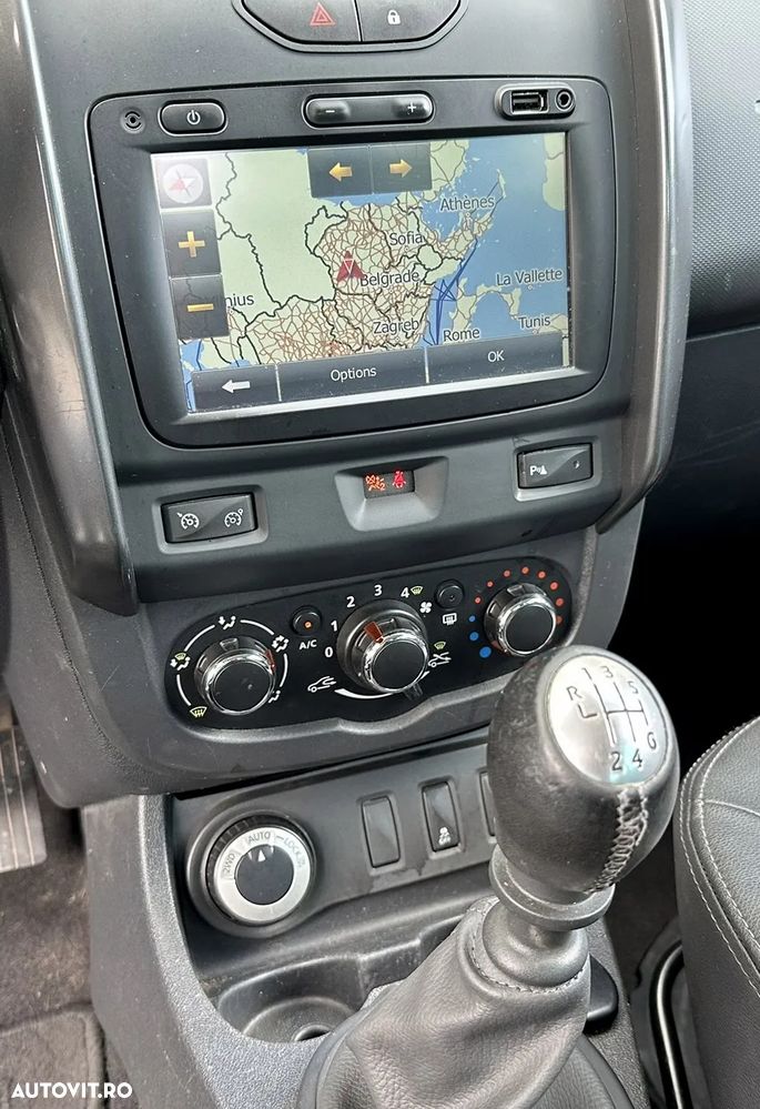 Dacia Duster 1.5 dCi 4x4 Prestige - 17