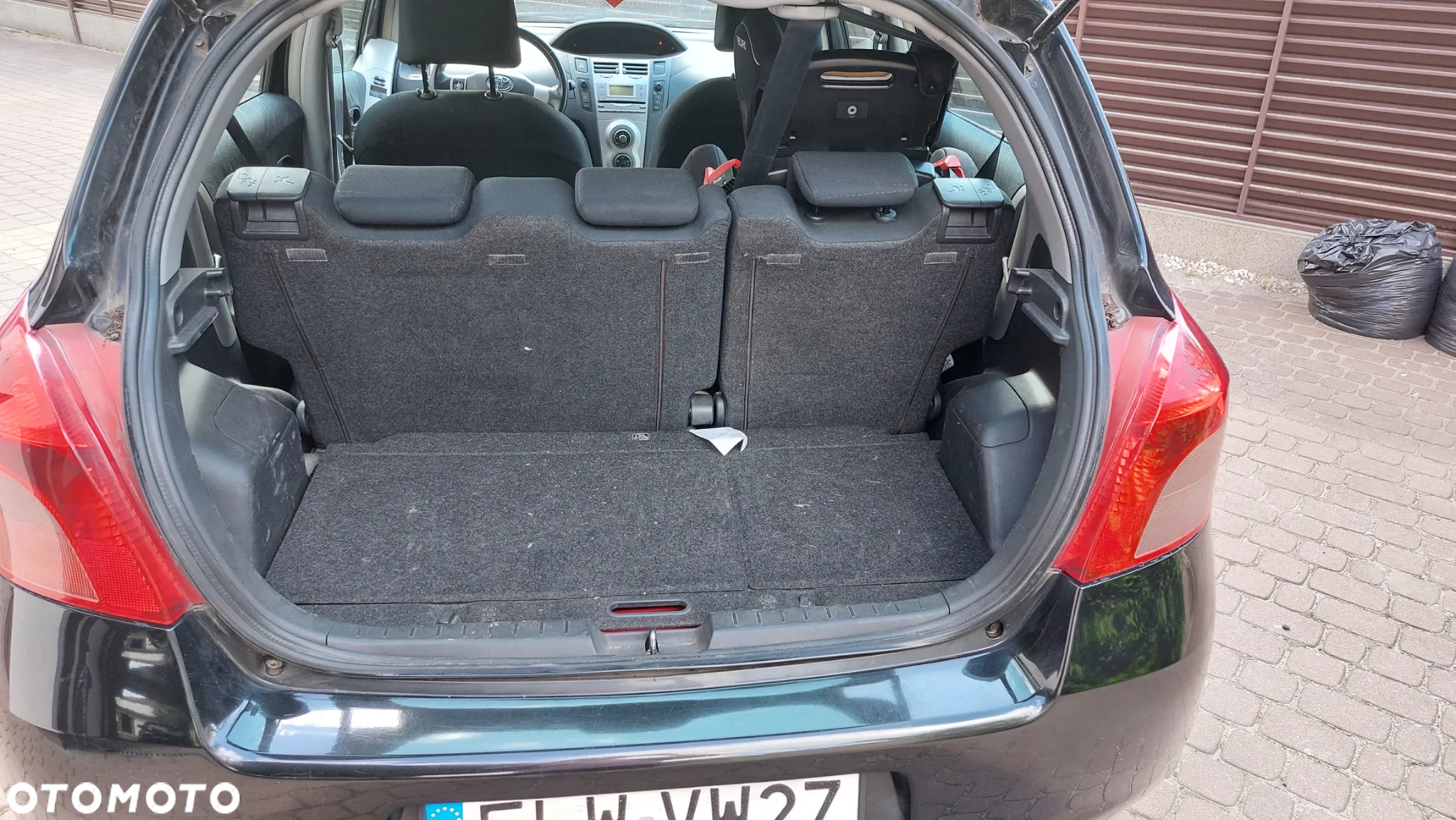 Toyota Yaris 1.3 Terra - 6