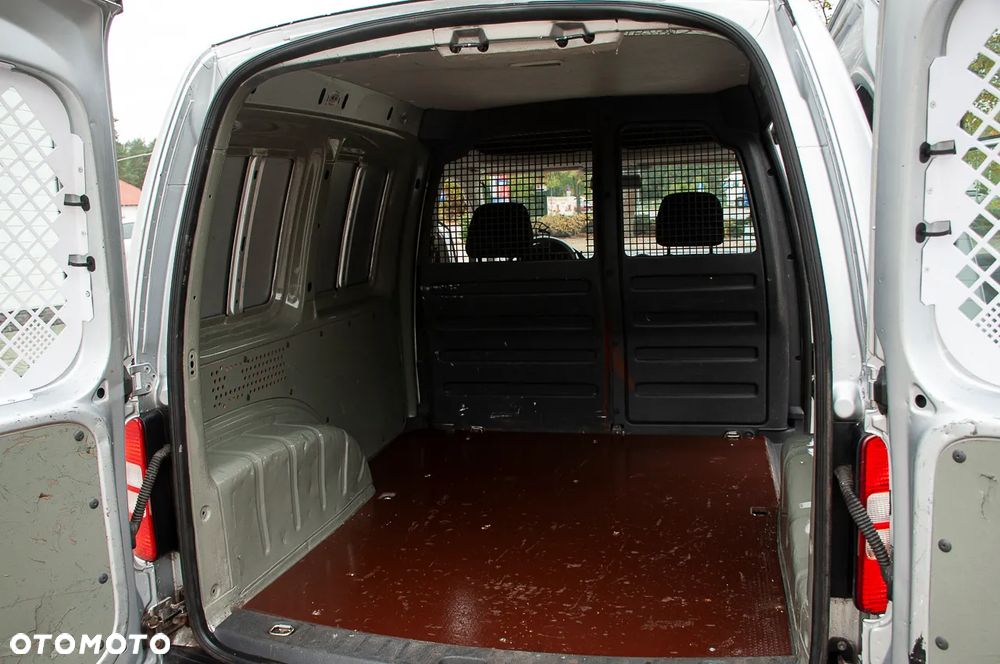 Volkswagen Caddy - 31
