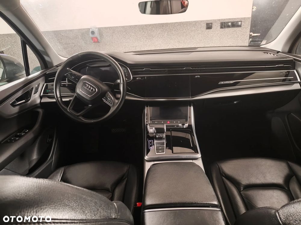 Audi Q7 - 13